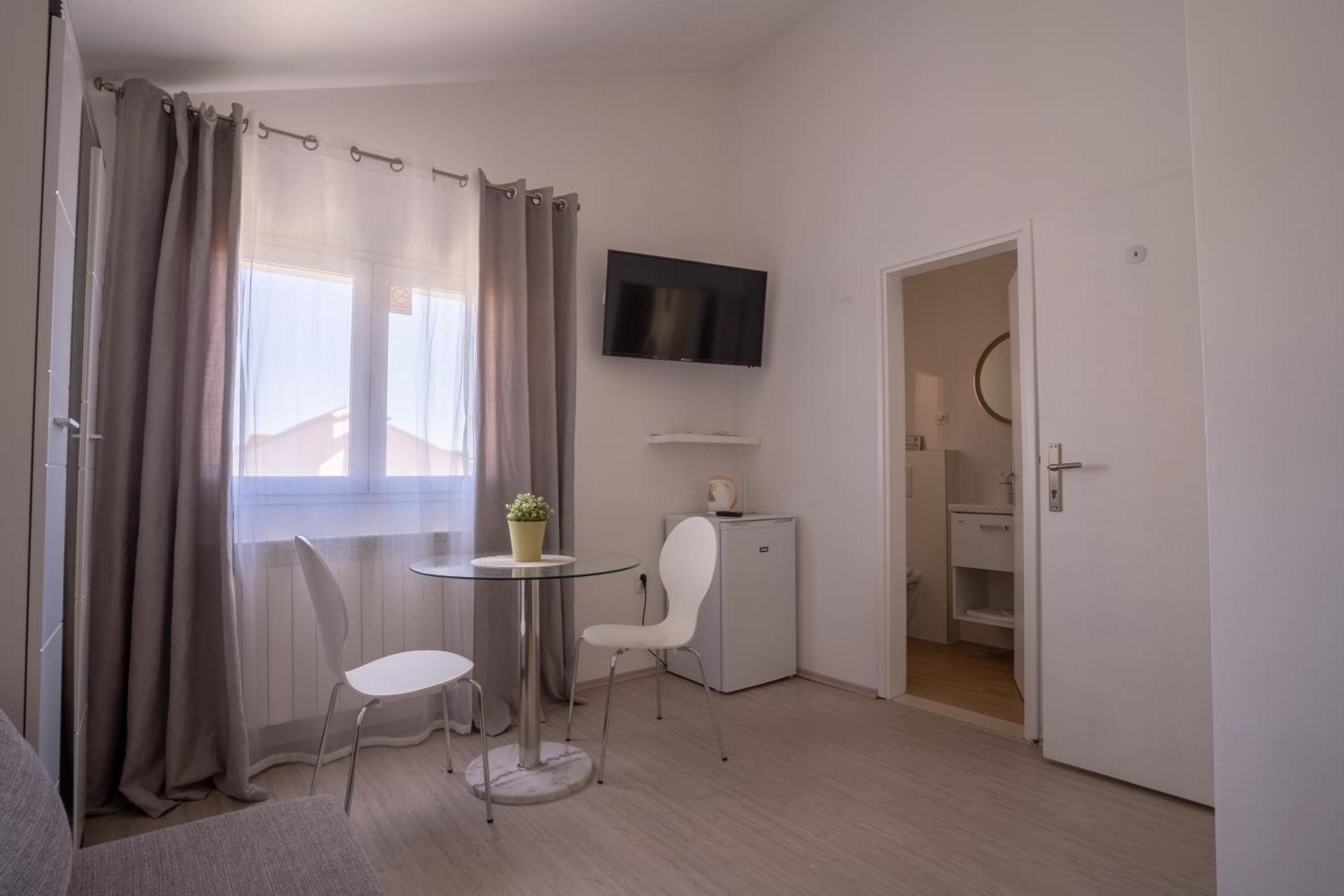 Apartments & Rooms Petra Задар Экстерьер фото